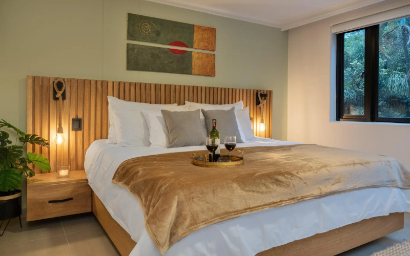 Luxury El Poblado Apartment with Jacuzzi near Provenza