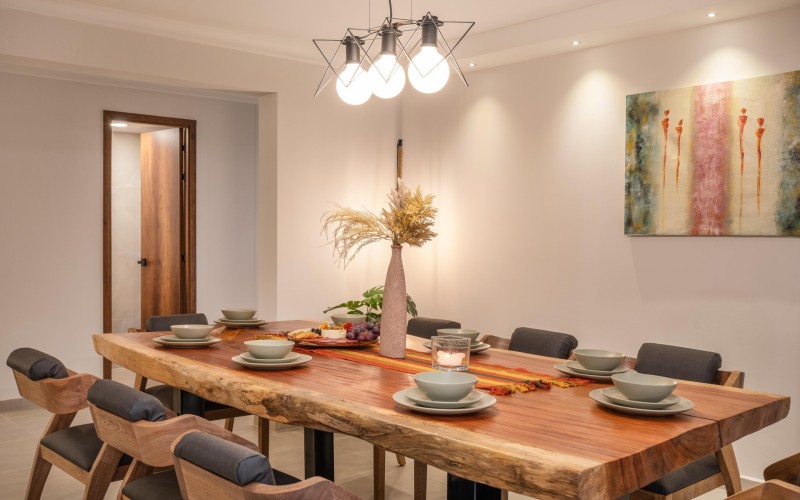 Luxury El Poblado Apartment with Jacuzzi near Provenza