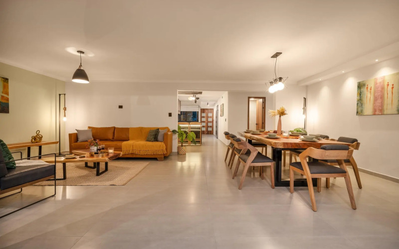 Luxury El Poblado Apartment with Jacuzzi near Provenza
