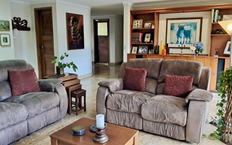 Amplio apartamento en excelente ubicación - LAS PALMAS, Medellin