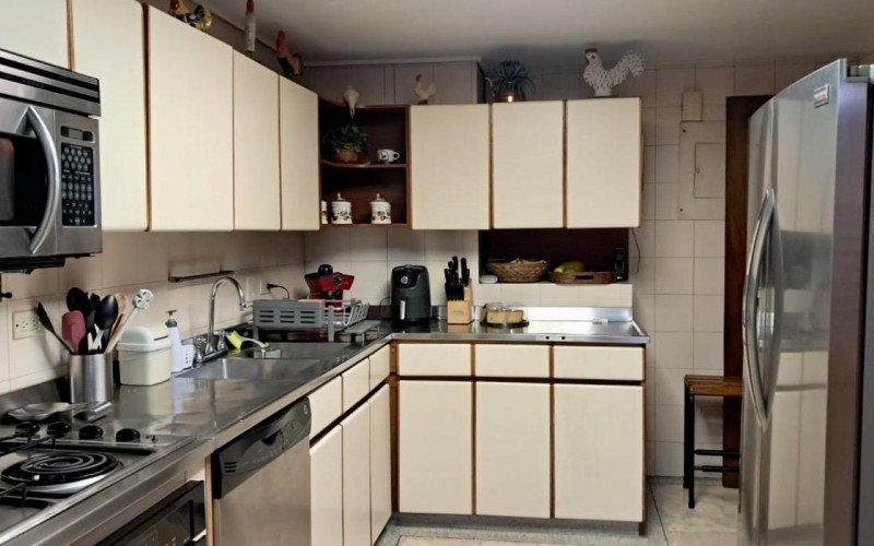 Amplio apartamento en excelente ubicación - LAS PALMAS, Medellin