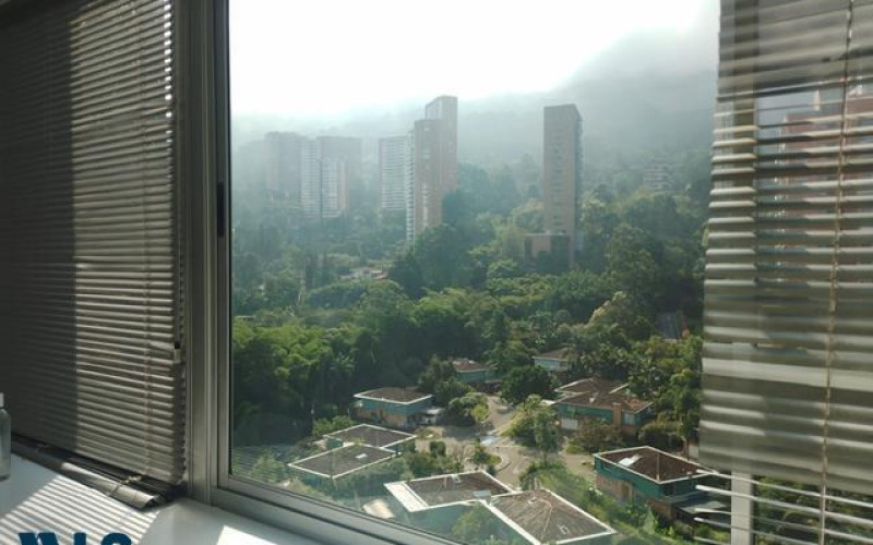 Oficina en Medellín en El Tesoro