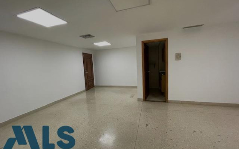 Oficina en Medellín en Milla de oro