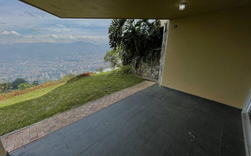 Casa en Medellín en Las Palmas