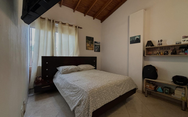 Apartamento en Medellín en Los Colores