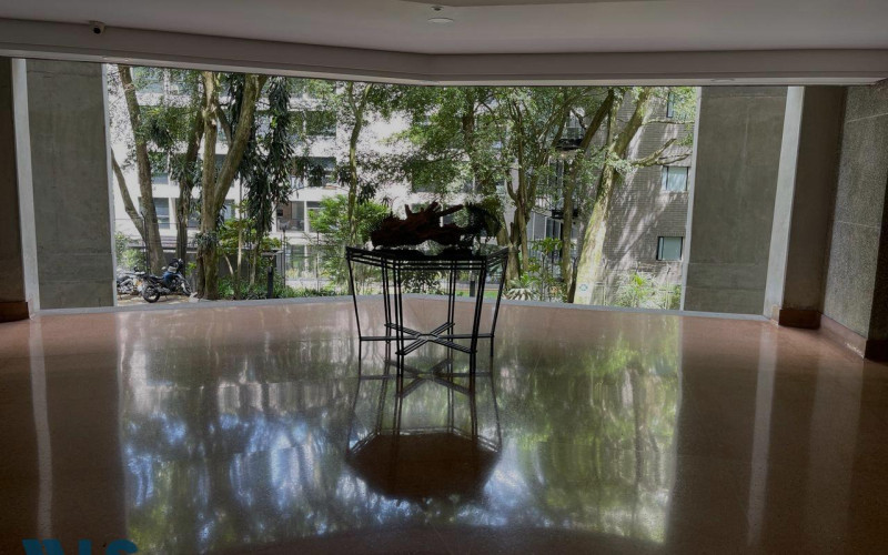 Apartamento en Medellín en Las Lomas Nº 1