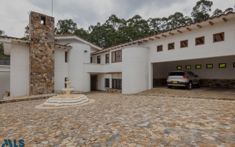 Casa en Medellín en Las Palmas