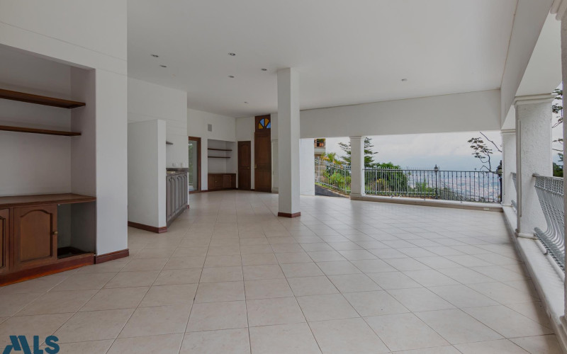 Casa en Medellín en Las Palmas