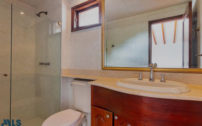 Casa en Medellín en Las Palmas