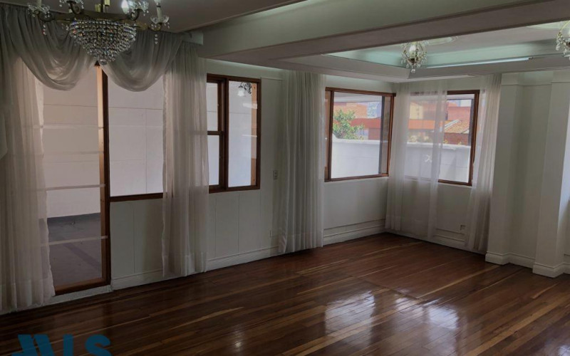 Apartamento en Medellín en Conquistadores