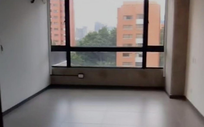 Apartamento en Medellín en Loma de los Parra