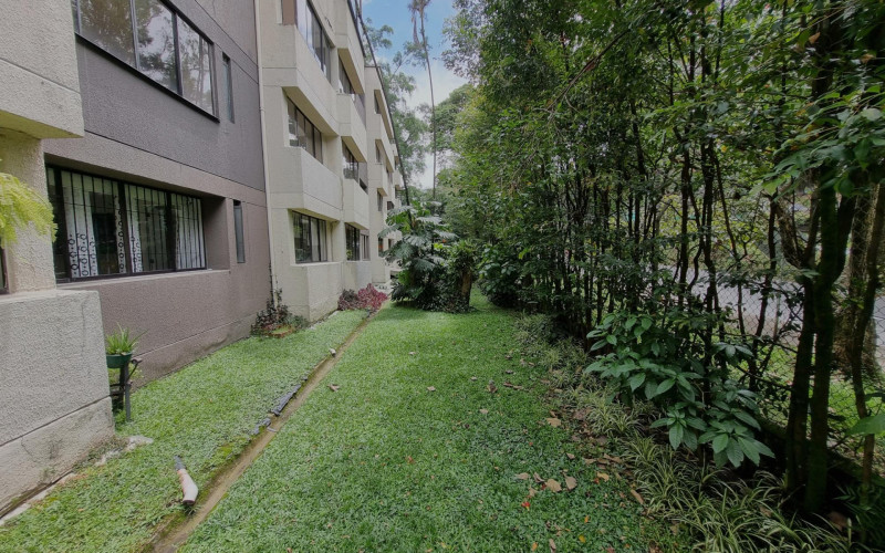 Apartamento en Medellín en Las Lomas Nº 1