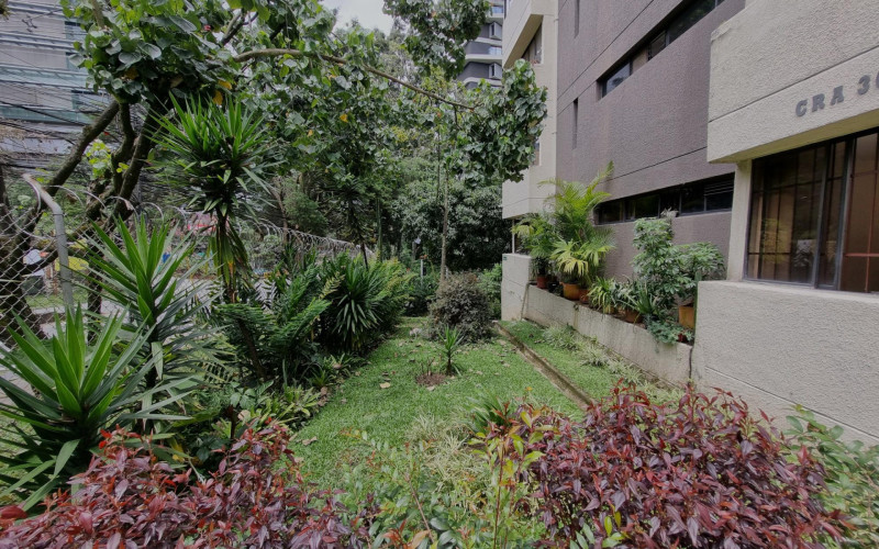 Apartamento en Medellín en Las Lomas Nº 1