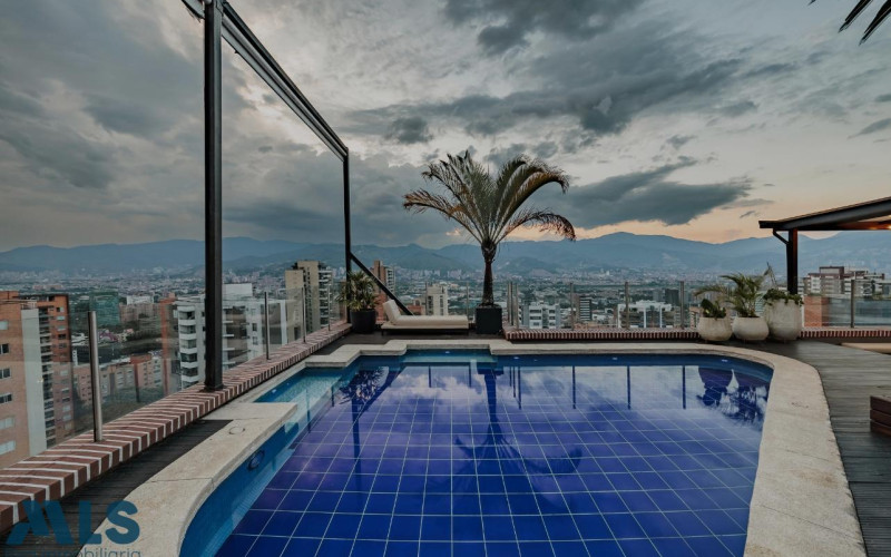 Apartamento en Medellín en Castropol