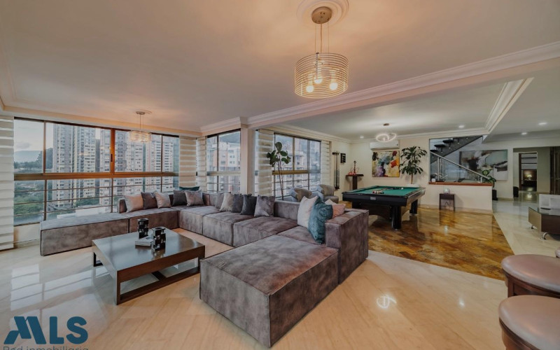 Apartamento en Medellín en Castropol