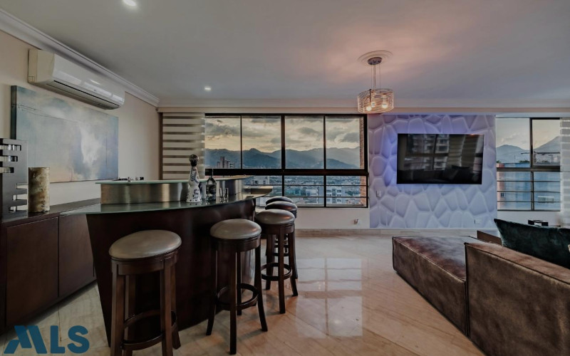 Apartamento en Medellín en Castropol