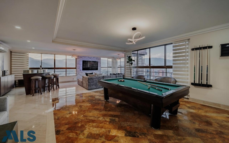 Apartamento en Medellín en Castropol