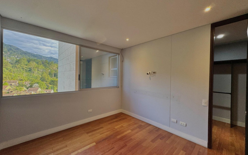 Apartamento en Medellín en El Tesoro