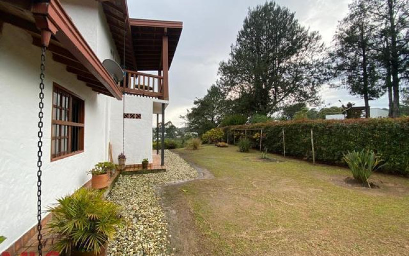Casa en Rionegro en V. Cimarronas (Rionegro)