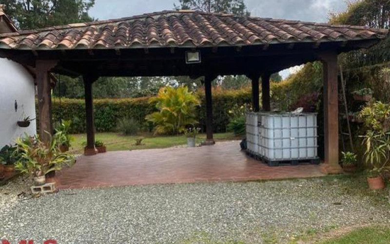 Casa en Rionegro en V. Cimarronas (Rionegro)