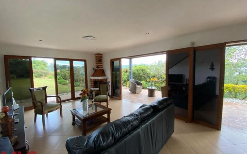 Casa en Rionegro en V. Cimarronas (Rionegro)