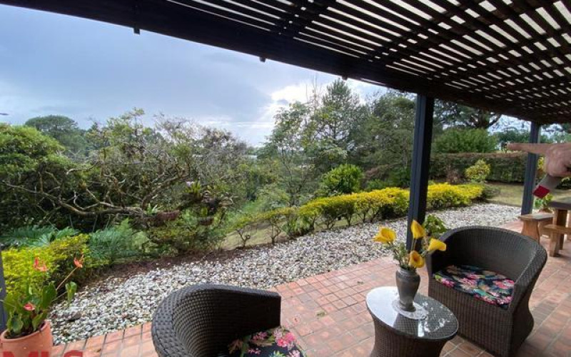 Casa en Rionegro en V. Cimarronas (Rionegro)