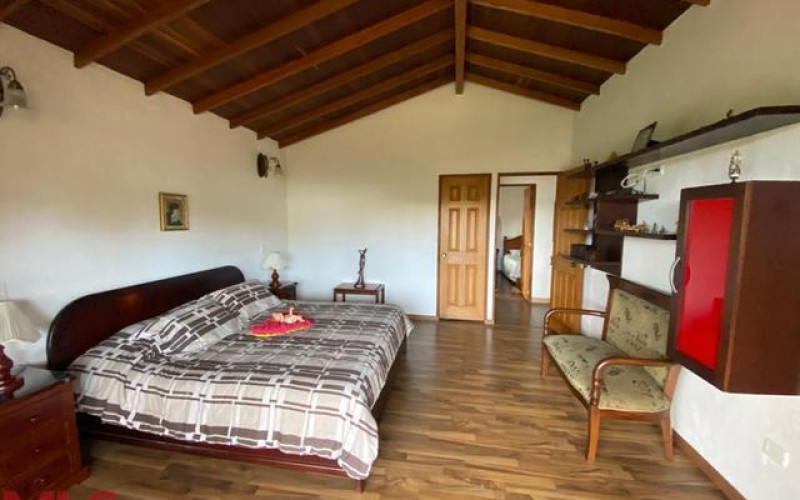Casa en Rionegro en V. Cimarronas (Rionegro)