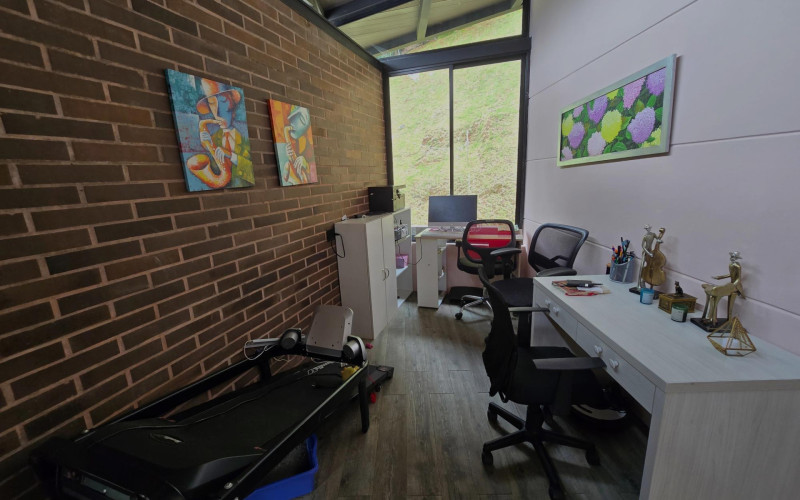 Casa en Envigado en Alto del escobero (Envigado)
