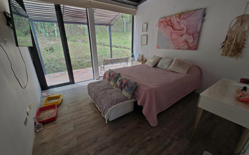 Casa en Envigado en Alto del escobero (Envigado)