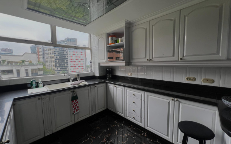 Apartamento en Medellín en Milla de oro