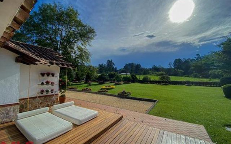 Casa en Rionegro en V. Cabeceras