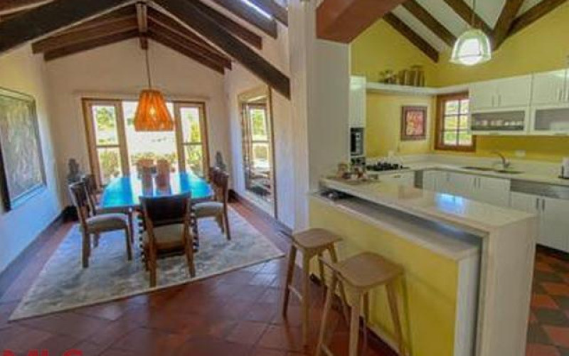 Casa en Rionegro en V. Cabeceras