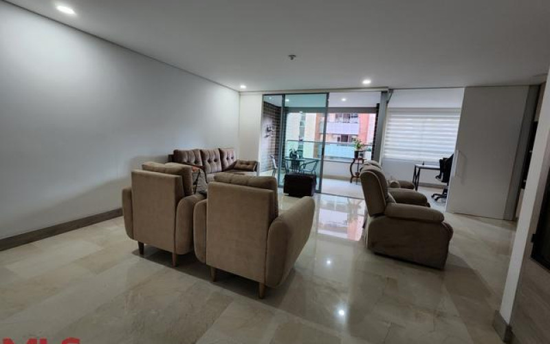 Apartamento en Medellín en Laureles