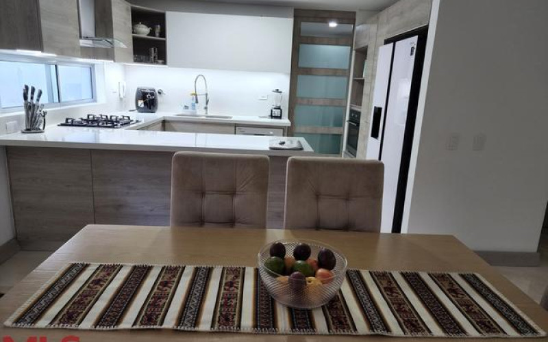 Apartamento en Medellín en Laureles