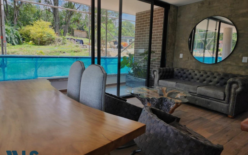 Apartamento en Envigado en Loma del Escobero