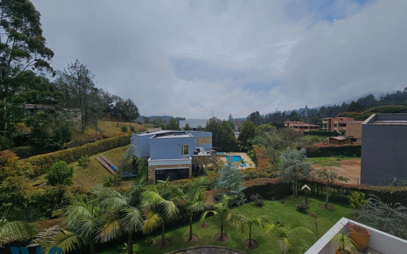 Casa en Envigado en Alto del escobero (Envigado)