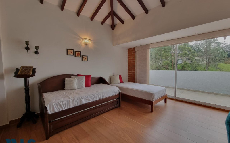 Casa en Envigado en Alto del escobero (Envigado)