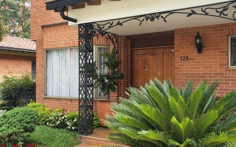 Casa en Medellín en La Calera