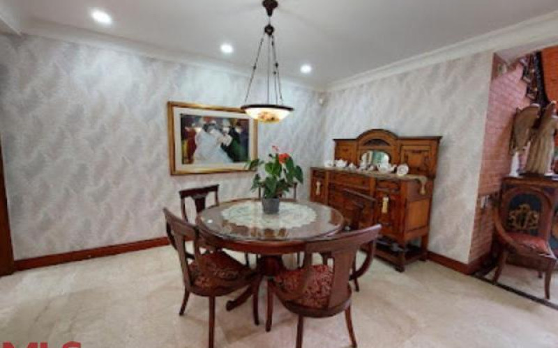Casa en Medellín en La Calera