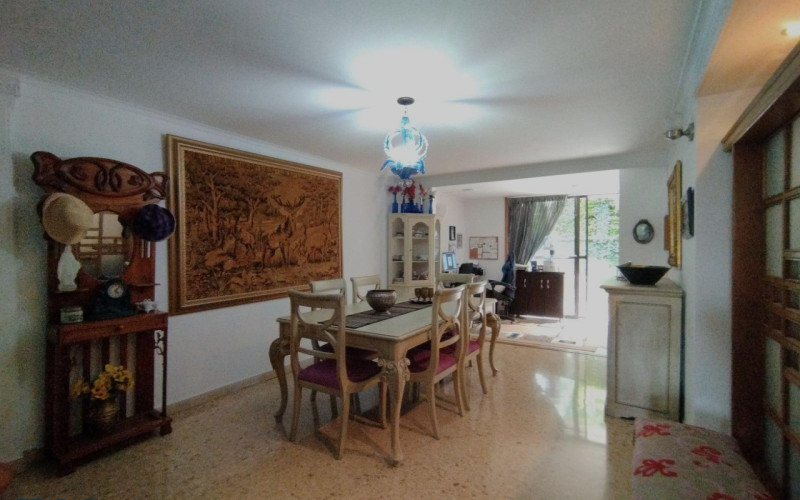 Casa en Medellín en Los Naranjos