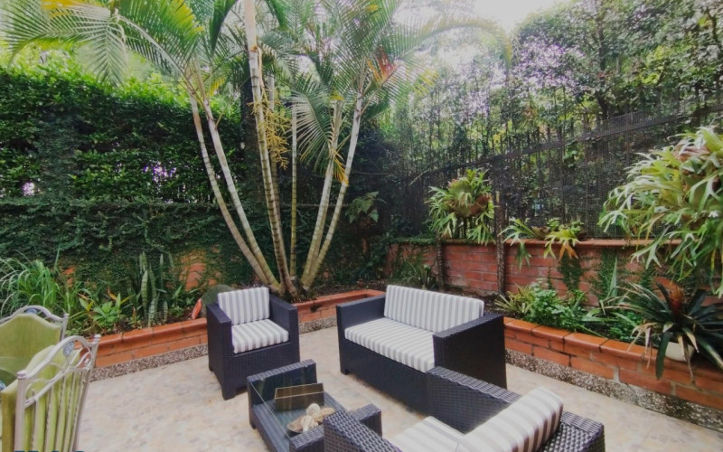 Casa en Medellín en Los Naranjos