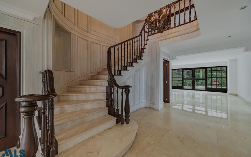 Casa en Medellín en La Calera