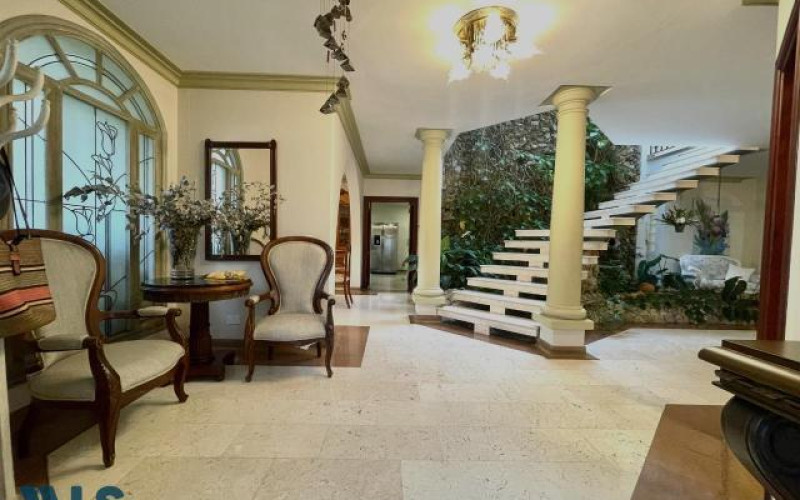 Casa en Medellín en Las Palmas