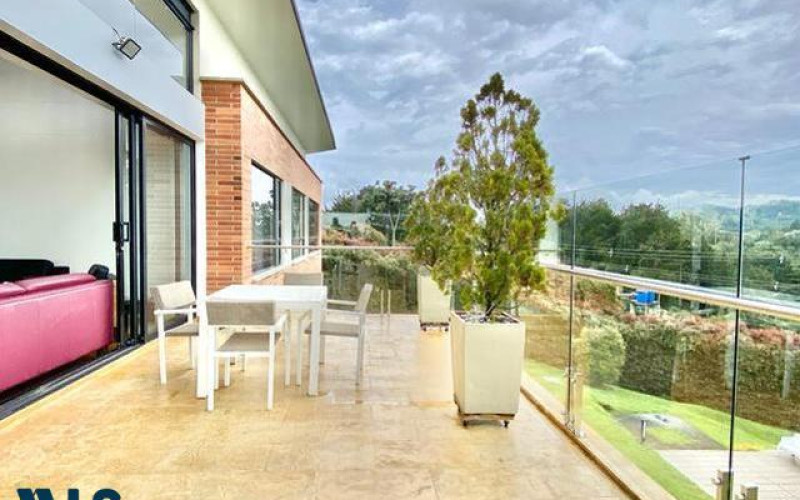 Casa en Envigado en Alto de las Palmas