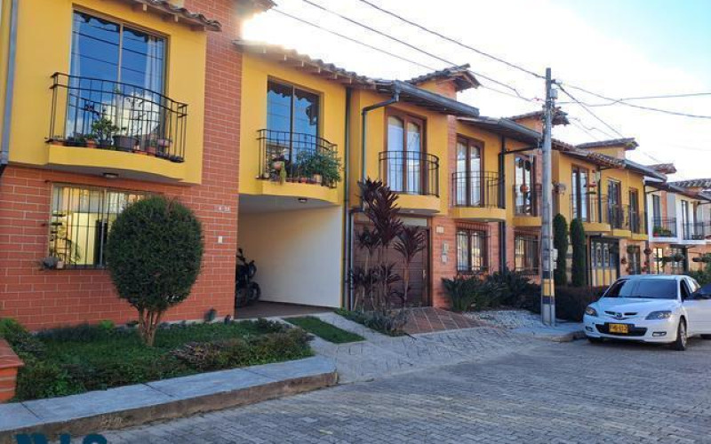Casa en La Ceja en Urbano (La Ceja)