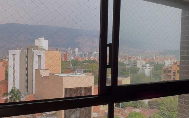 Apartamento en Medellín en Laureles