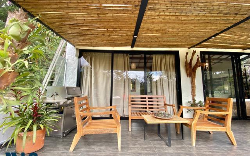 Casa en Envigado en Alto de las Palmas