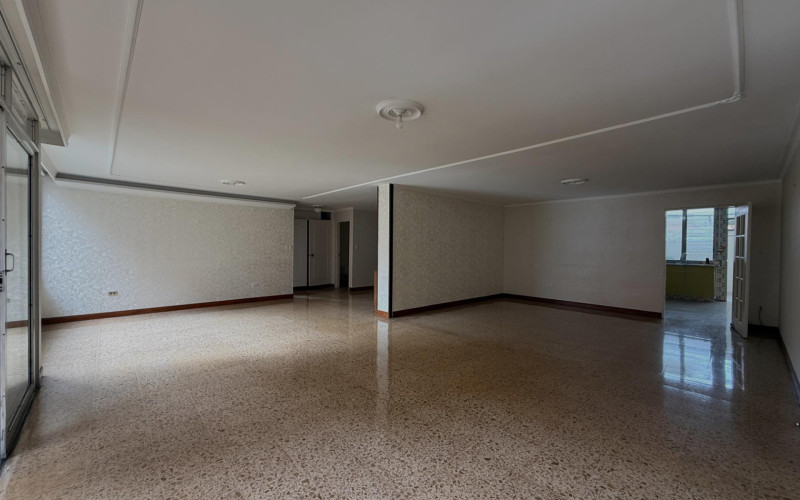 Apartamento en Medellín en Laureles