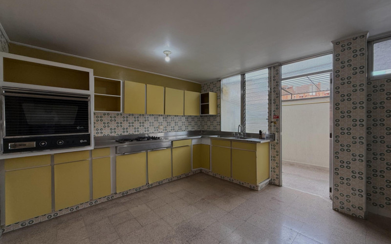 Apartamento en Medellín en Laureles