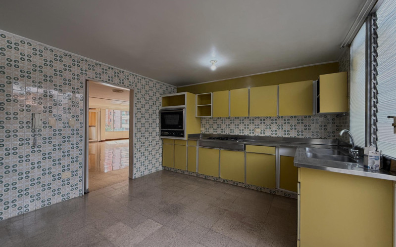 Apartamento en Medellín en Laureles